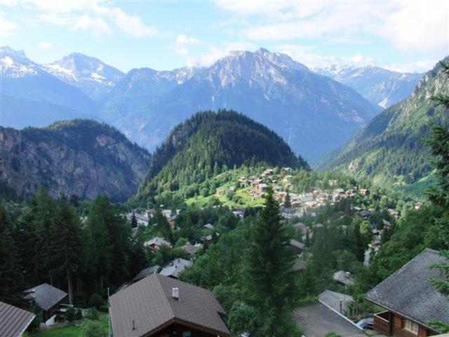 Chalet Ariane Blatten bei Naters Extérieur photo